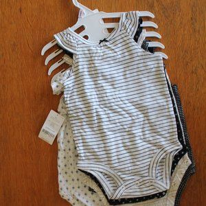 Set of Carters Girl Onesies 5 Pack SZ 9 months NWT
